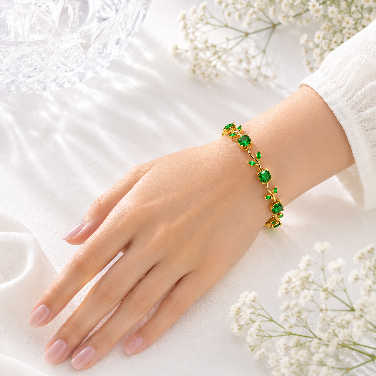 Tulif Royal Emerald Vine Bracelet