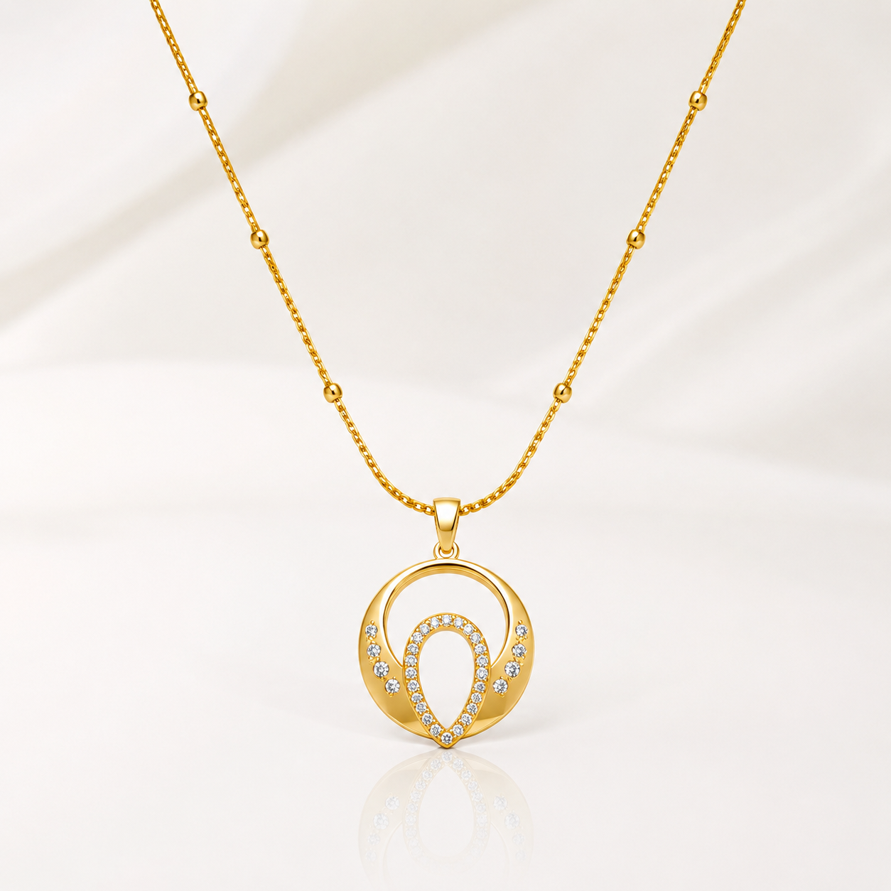 Crystal Halo Gold Pendant