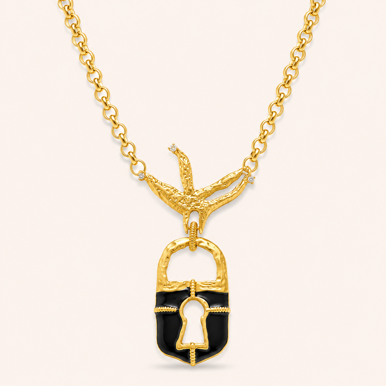Mystic Lock Pendant Chain